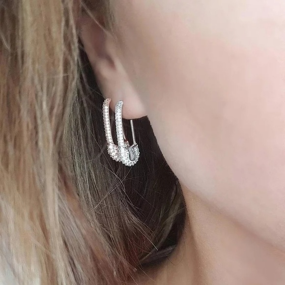 💎NEW💎 CHUNKY SAFETY PIN EARRINGS - Picture 4 of 8
